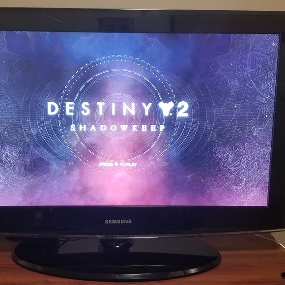 32in Samsung LCD TV (1080p) - Picture 3 of 4